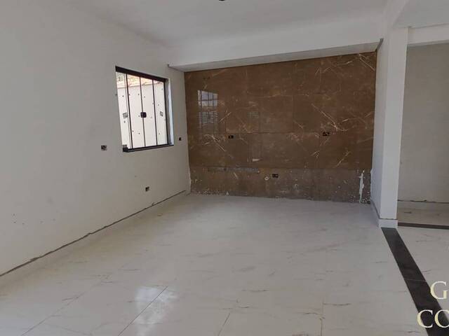 #005 - Casa para Venda em Poços de Caldas - MG - 1