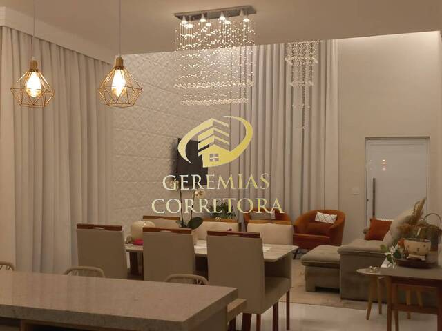Casa para Venda em Poços de Caldas - 5