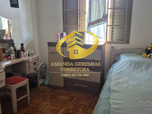 Casa para Venda em Poços de Caldas - 5