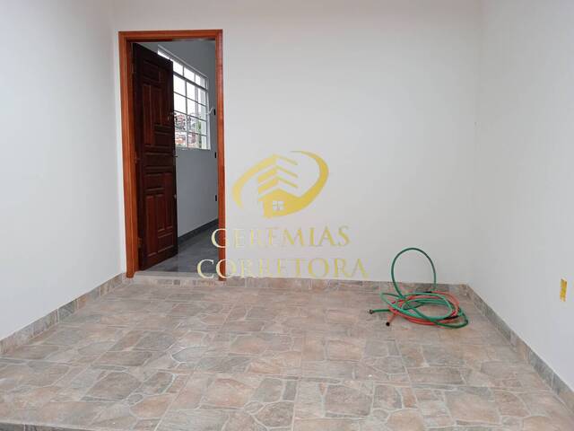 #203 - Casa para Venda em Poços de Caldas - MG - 3