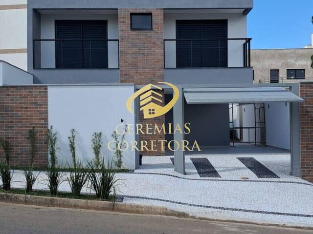#13 - Casa para Venda em Poços de Caldas - MG - 1