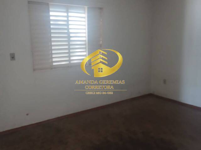 #291 - Casa para Venda em Poços de Caldas - MG - 2